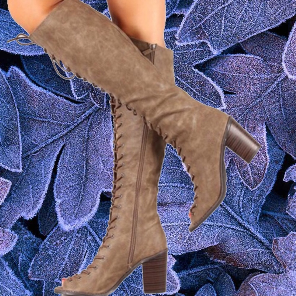NEW IN BOX TAUPE FAUX LEATHER FRONT LACE UP BOOTS